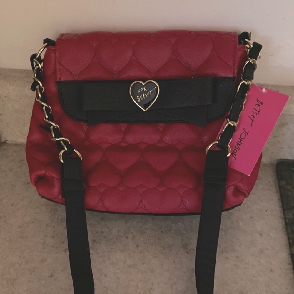 New Gorgeous Betsey Johnson crossbody bag